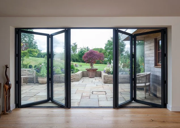 aluminium-bifolding--sliding-doors