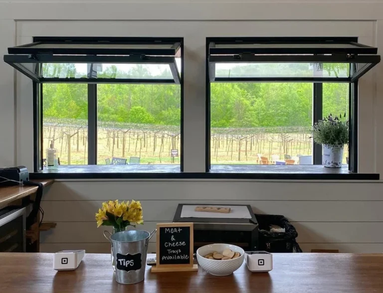 Aluminum glass folding window