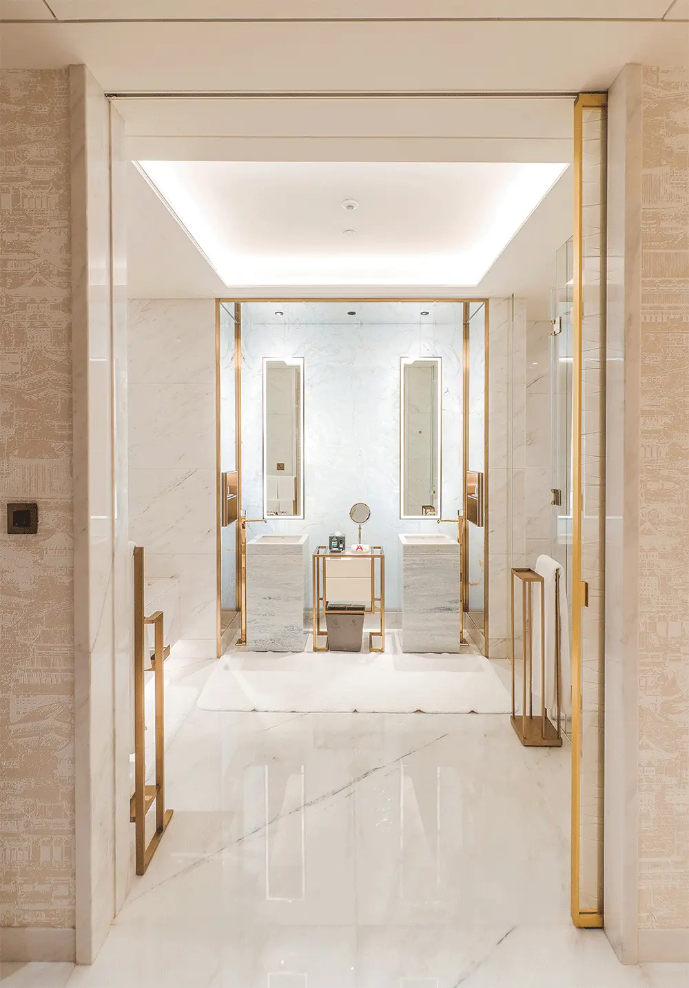 Single sliding pocket door