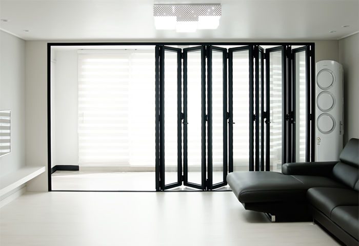 folding door