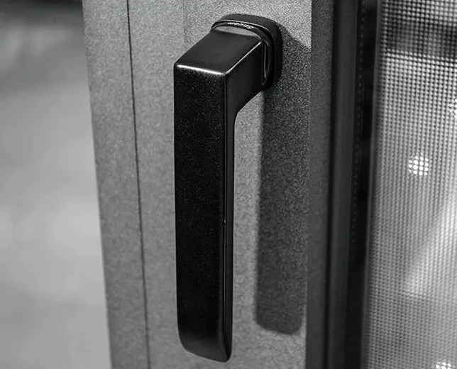 tilt and turn window-hardware-handshake